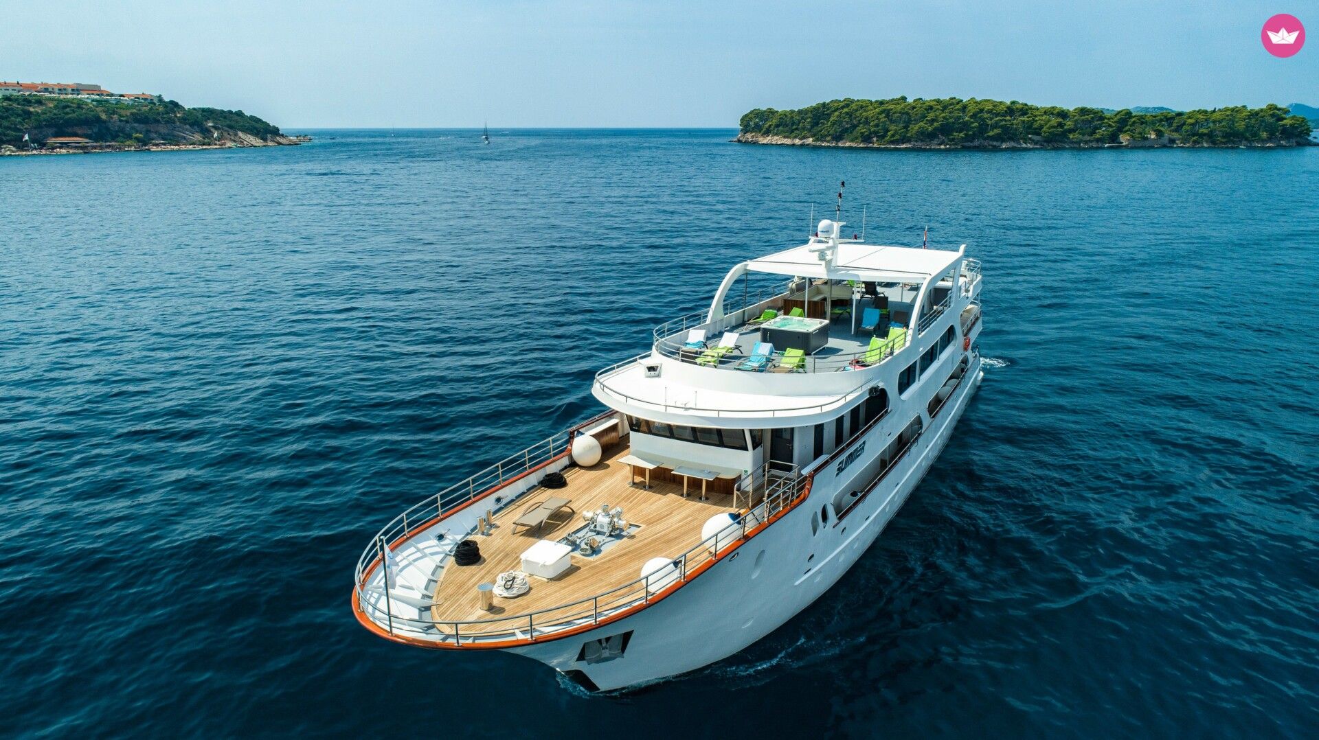 M/S Summer Split - Front View